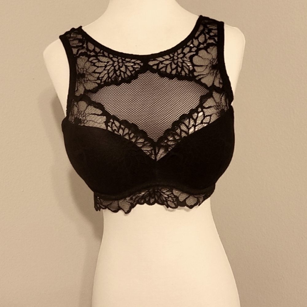 Pink lace bra size m